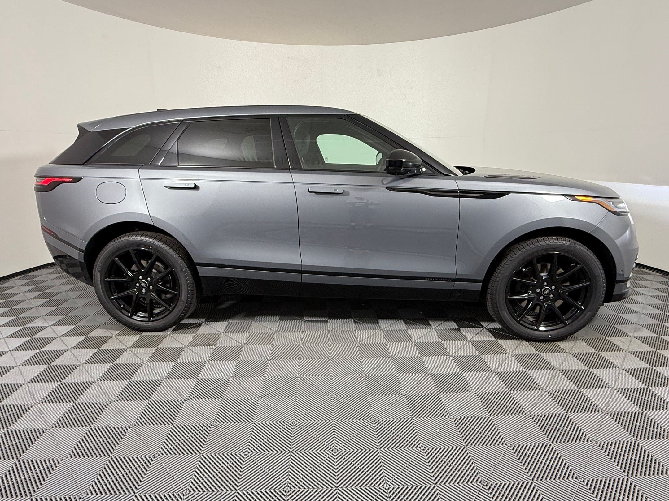 Range Rover Velar Range Rover Velar Belgravia Edition SUV