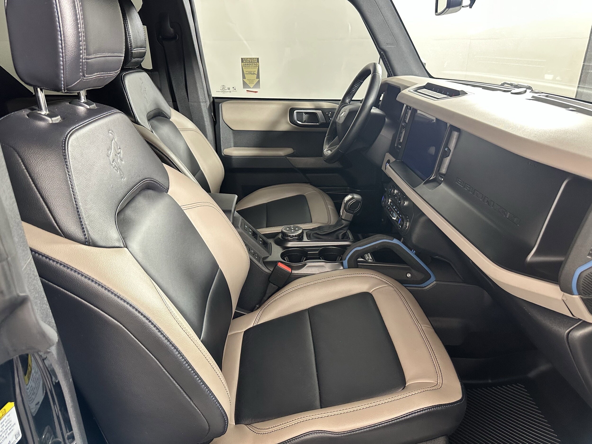 2023 Ford Bronco Wildtrak photo 3