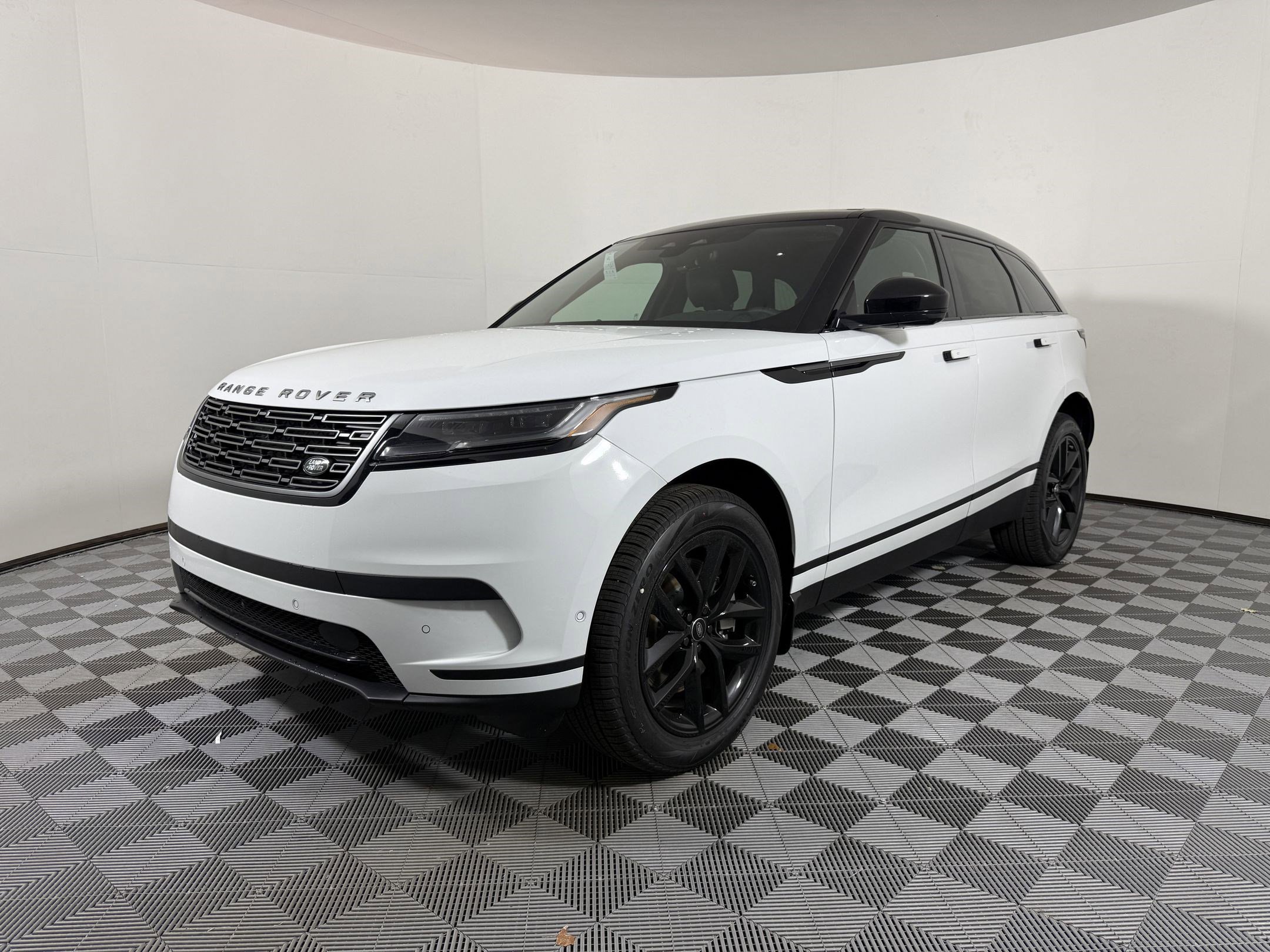 2026 Land Rover Range Rover Velar S