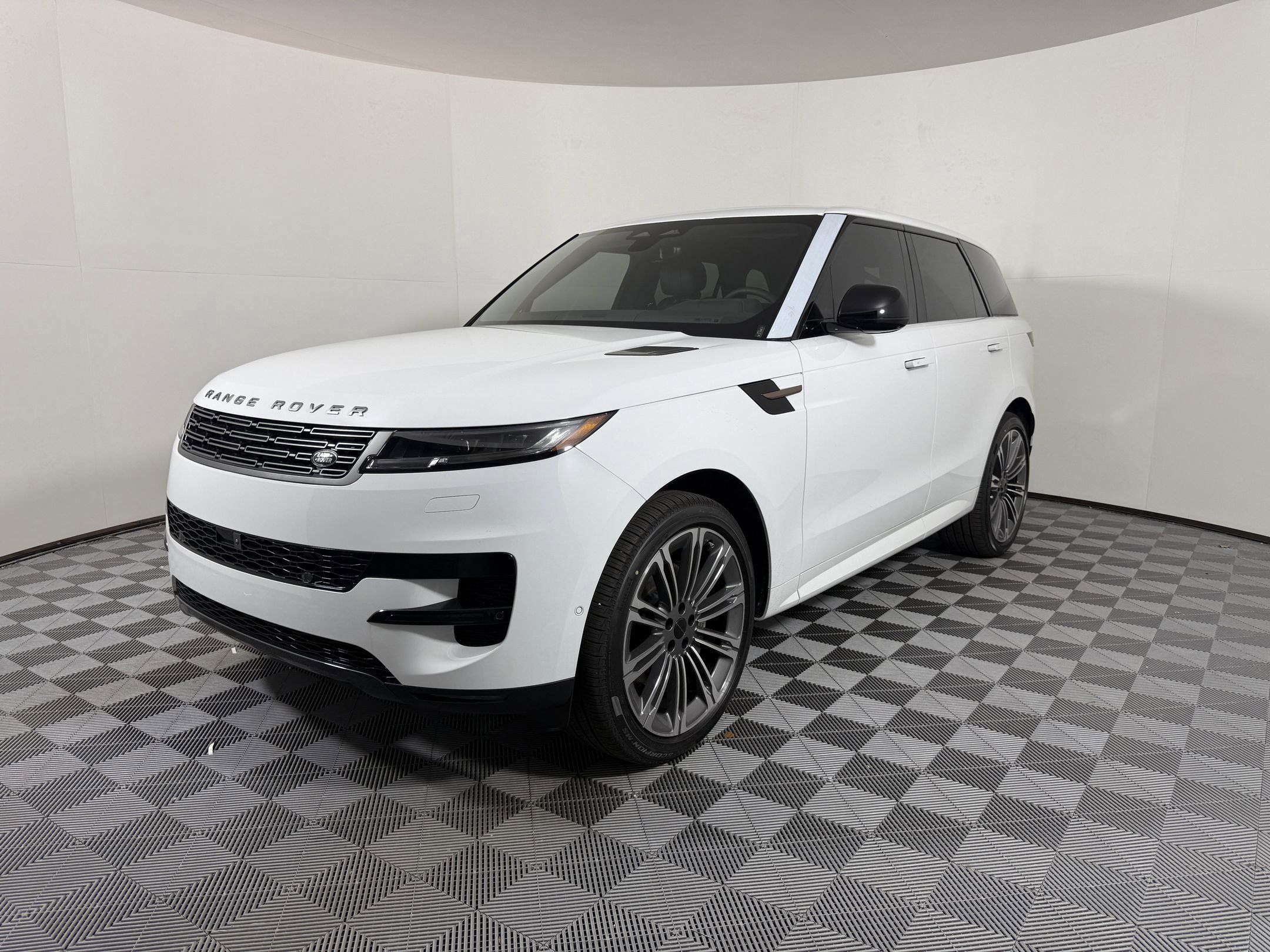 2026 Land Rover Range Rover Sport