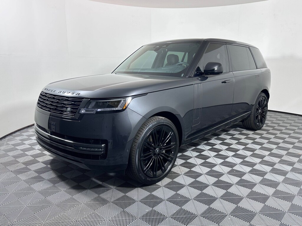 New 2025 Land Rover Range Rover SE SUV