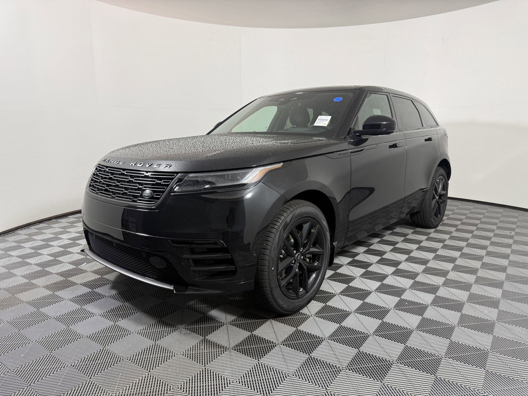 Range Rover Velar Dynamic SE SUV