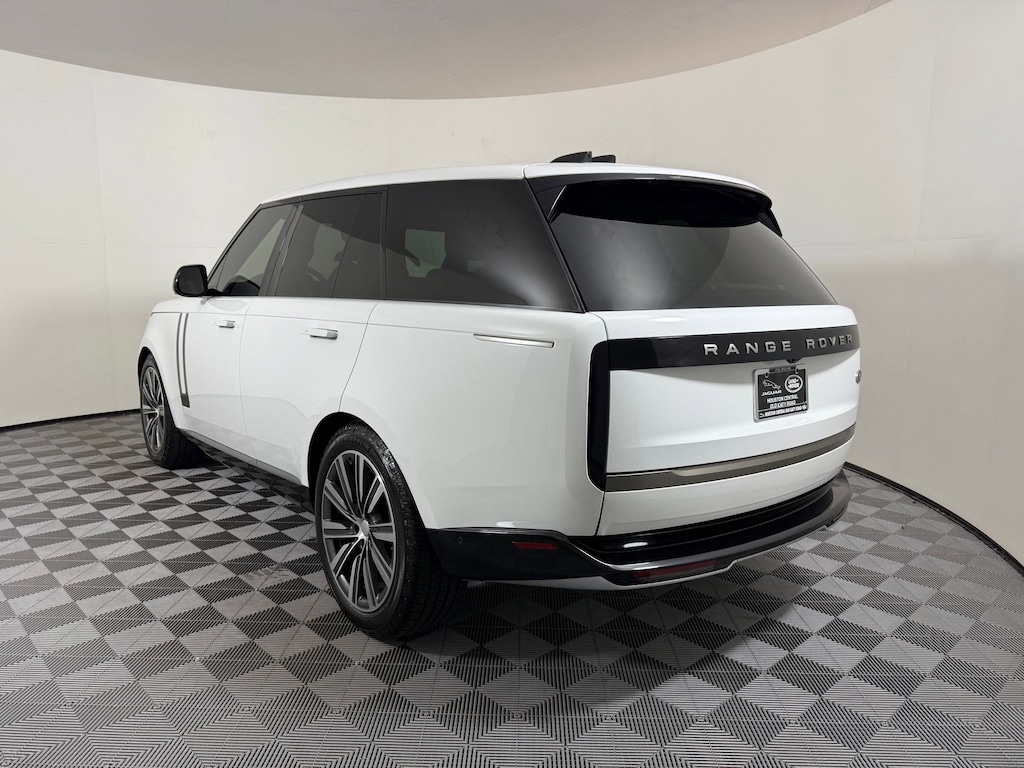 Used 2023 Land Rover Range Rover SE SUV
