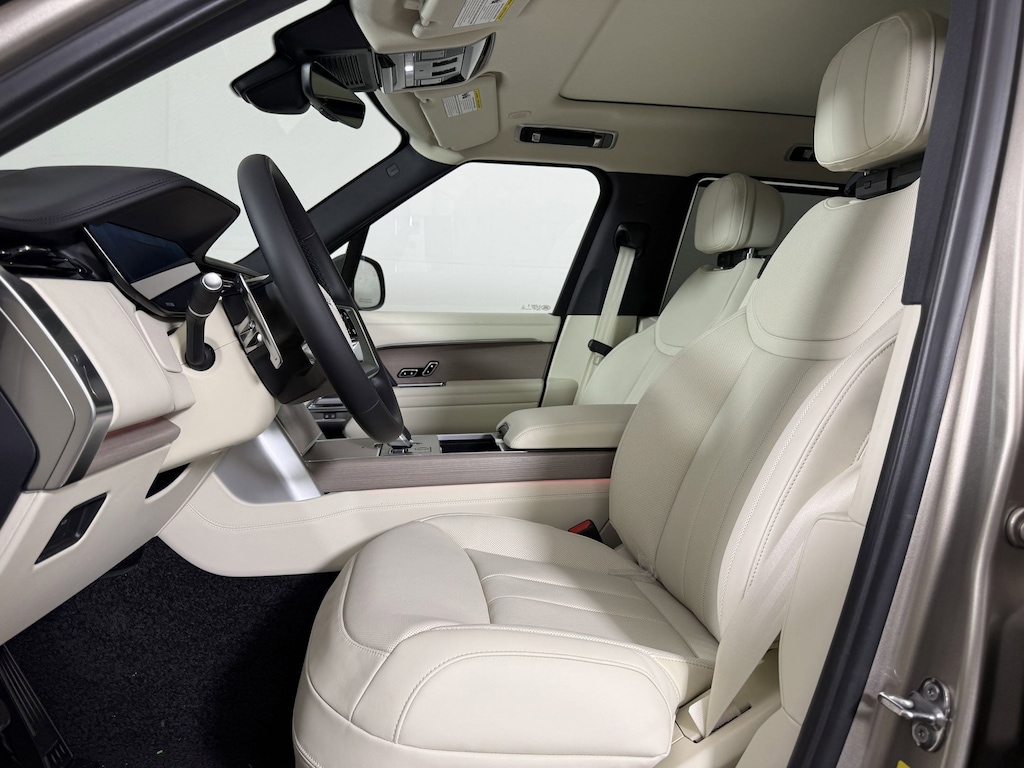 New 2026 Land Rover Range Rover SE SUV