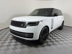 2026 Land Rover Range Rover SE SUV