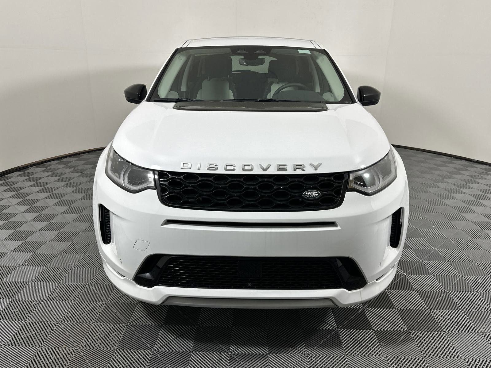 2024 Land Rover Discovery Sport S photo 2