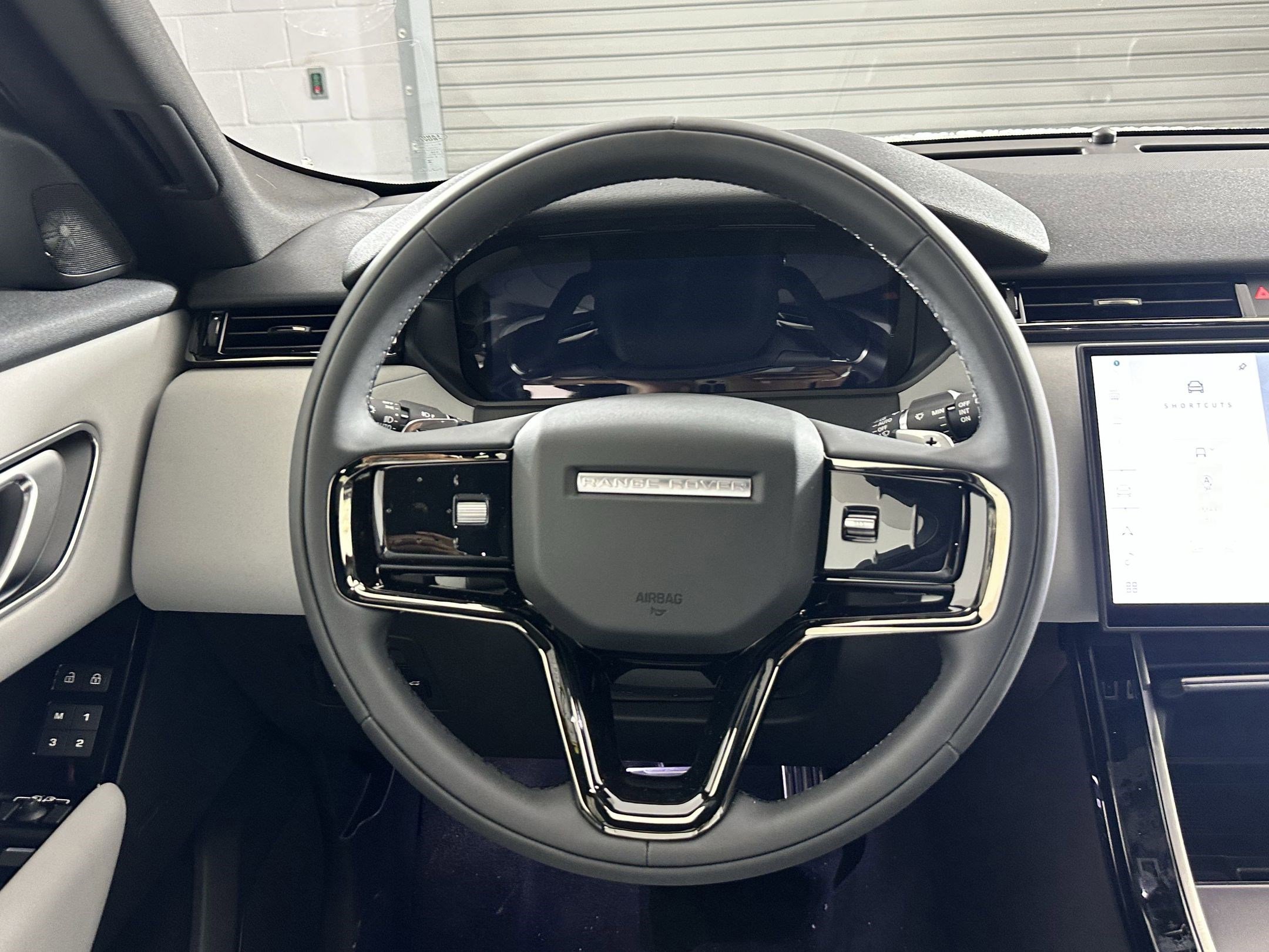 2026 Land Rover Range Rover Velar Dynamic SE - Photo 14
