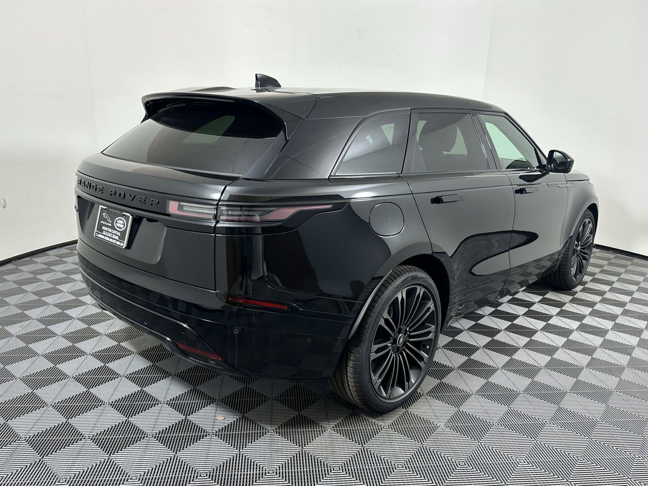 Range Rover Velar Dynamic SE SUV