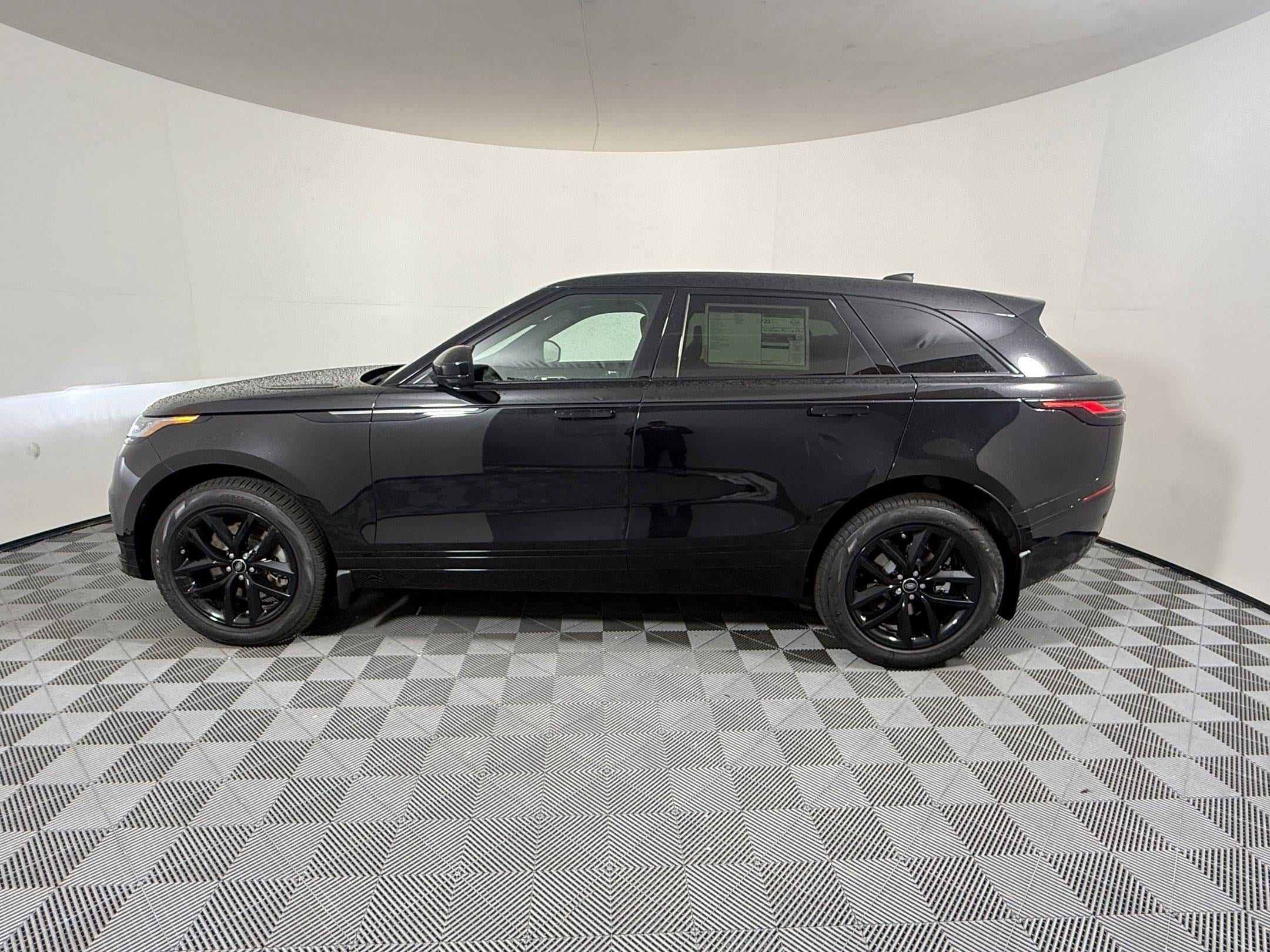 Range Rover Velar Dynamic SE SUV