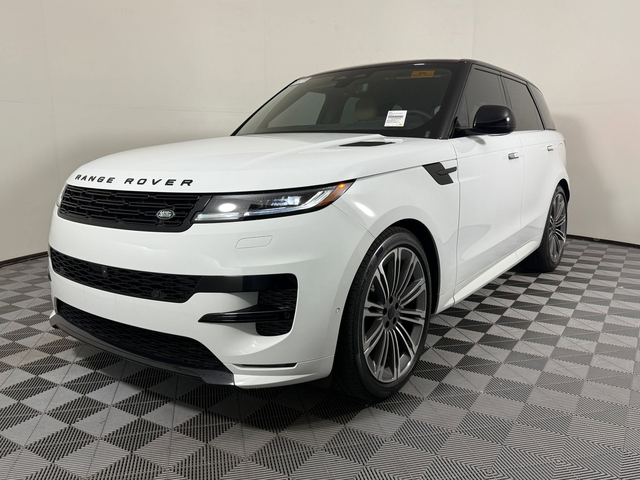 2026 Land Rover Range Rover Sport P460e PHEV Dynamic SE's photo