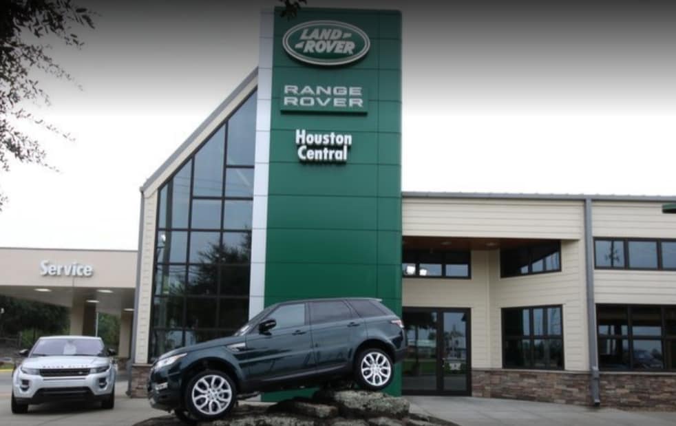 2020 Range Rover Evoque Houston  . The New 2020 Range Rover Evoque Manages To Grow Without Growing, And To Refine A Sleek Look Without Losing The Plot.