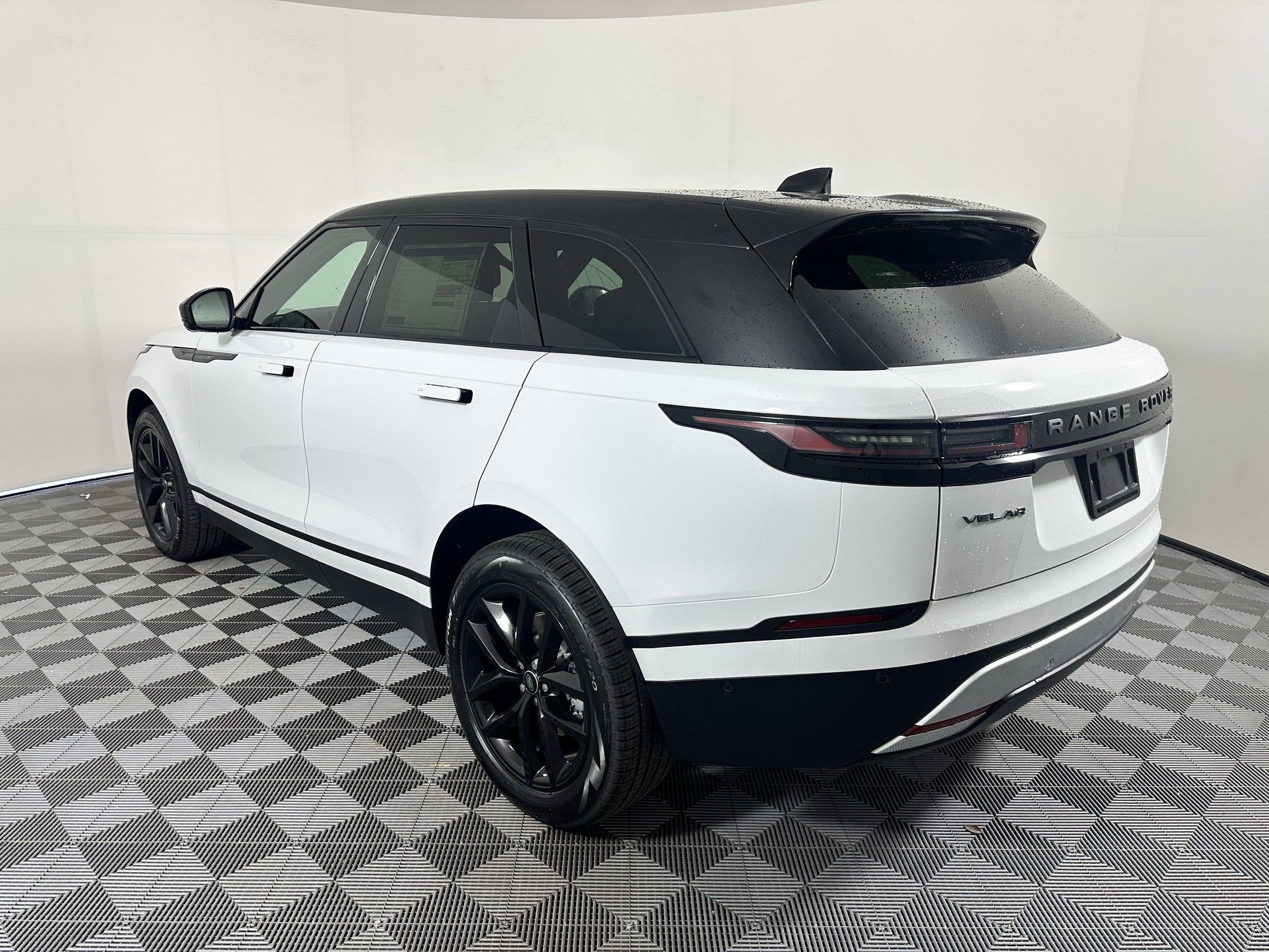 2026 Land Rover Range Rover Velar S photo 2