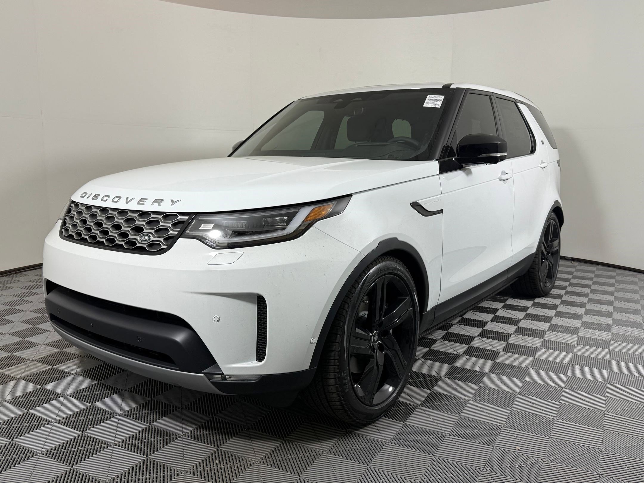 2026 Land Rover Discovery