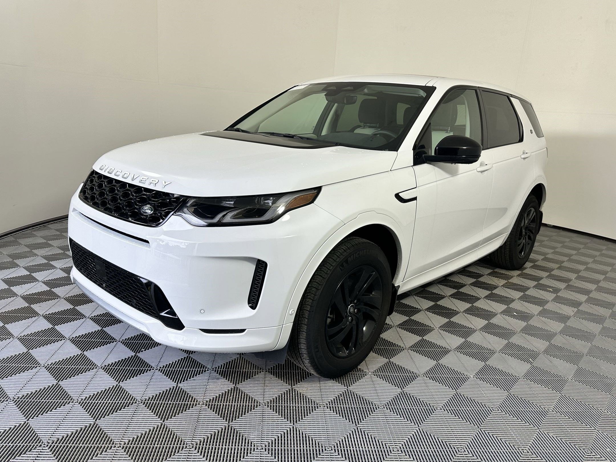 2025 Land Rover Discovery Sport