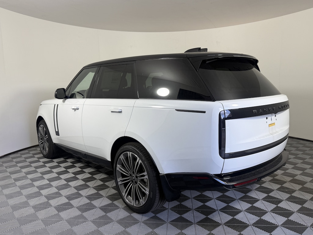 New 2025 Land Rover Range Rover SE SUV