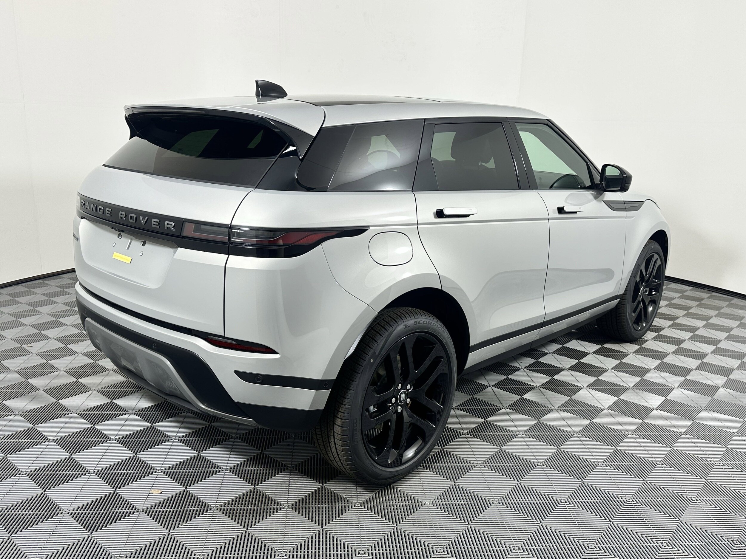 2026 Land Rover Range Rover Evoque S photo 2