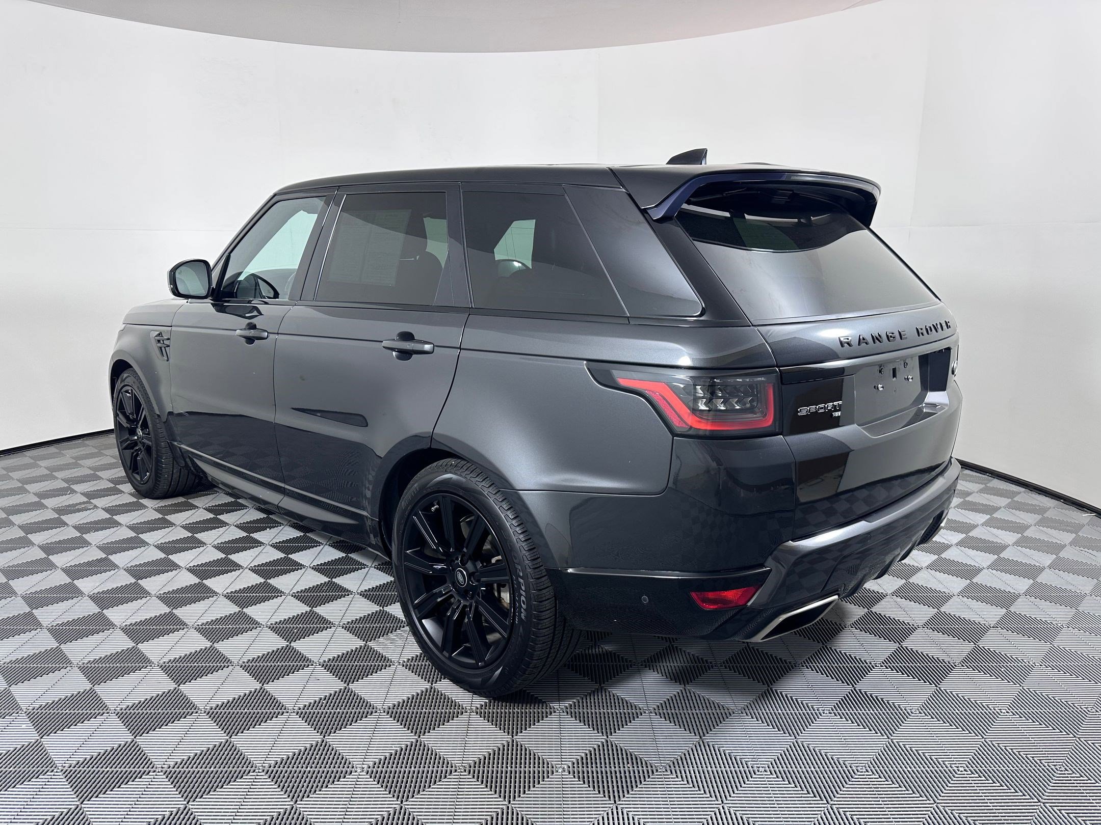 2021 Land Rover Range Rover Sport HSE Silver Edition photo 3