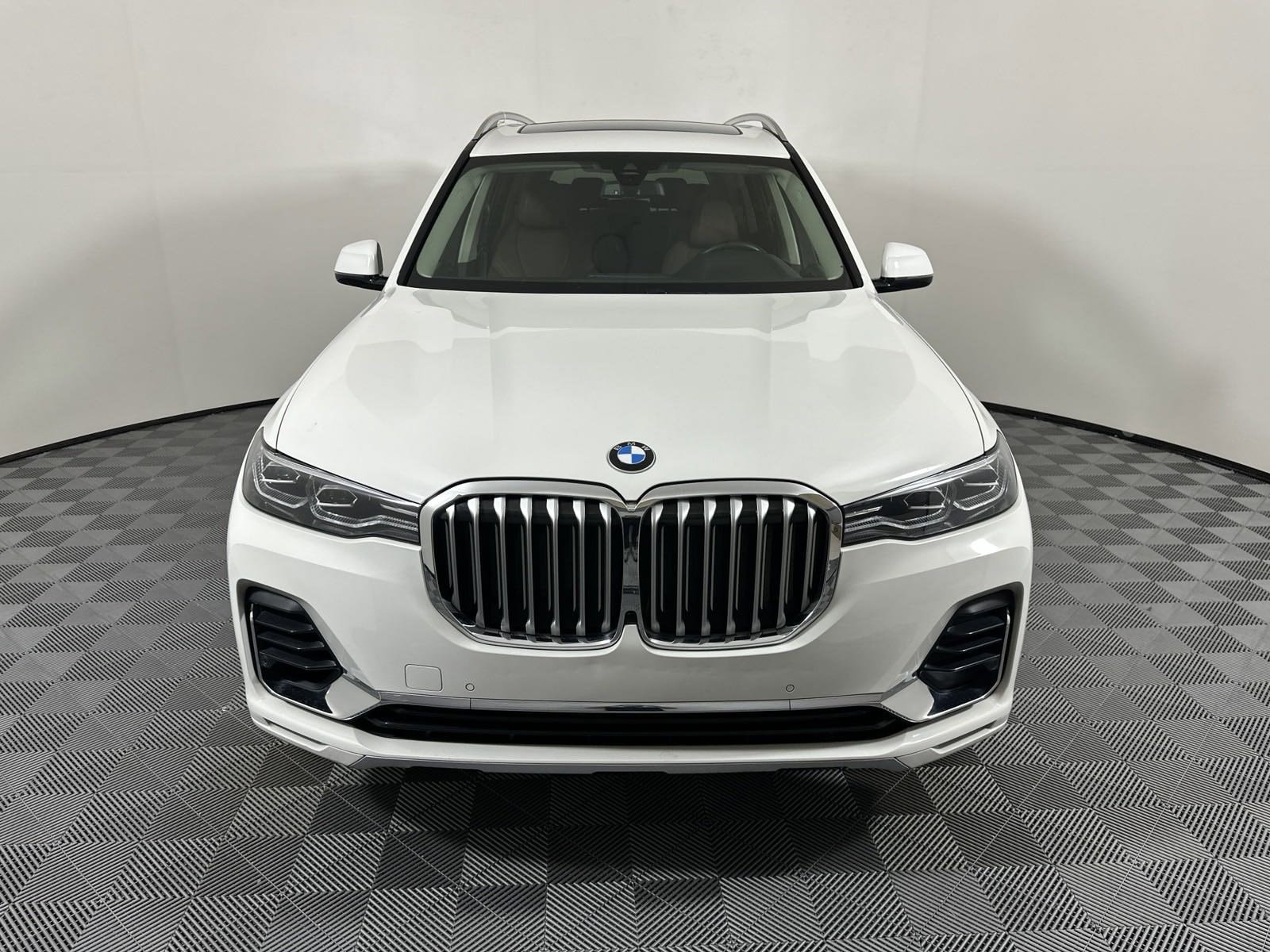 Used 2020 BMW X7 40i with VIN 5UXCW2C06L9B73719 for sale in Houston, TX