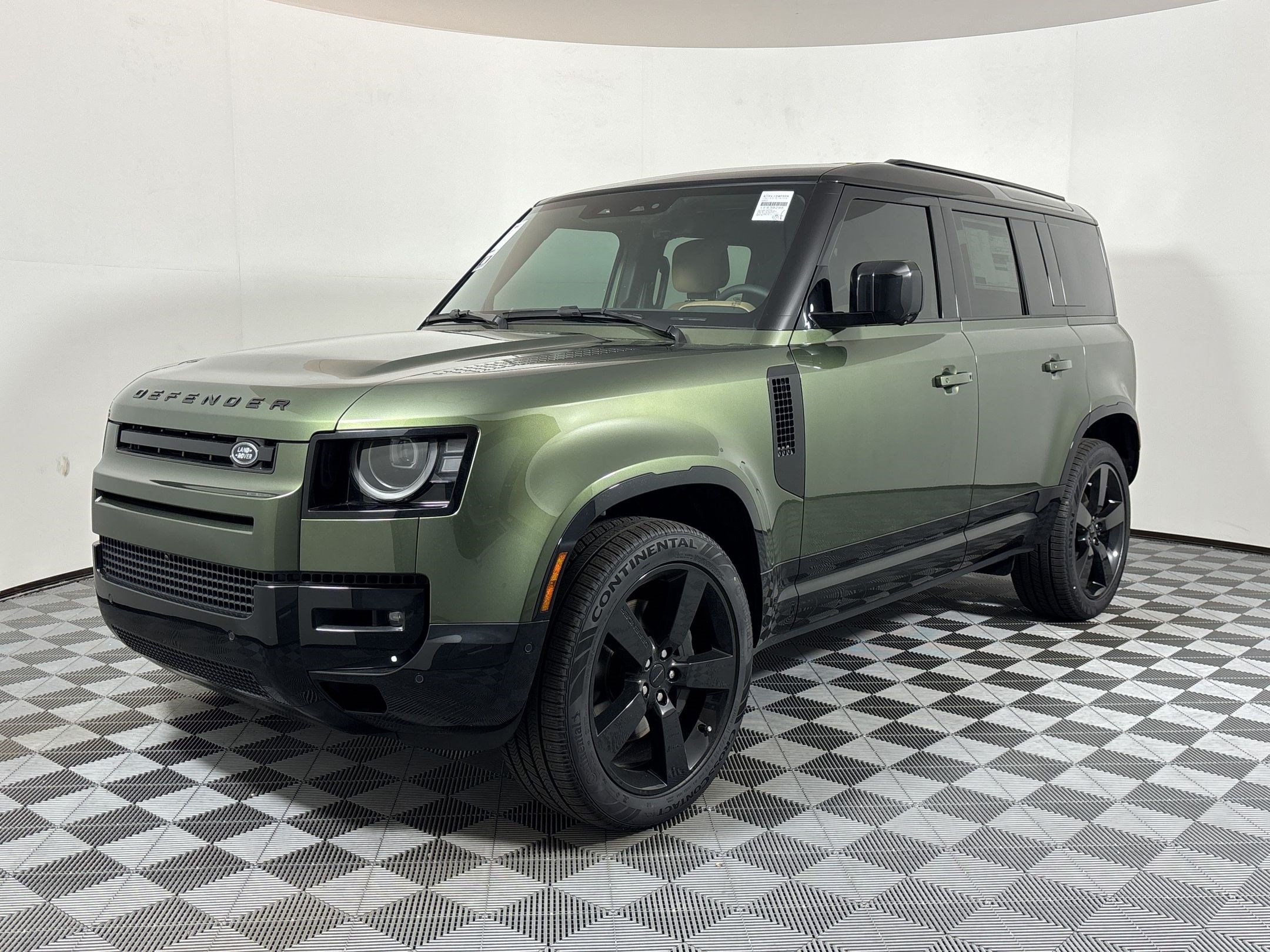  Land Rover Defender 110