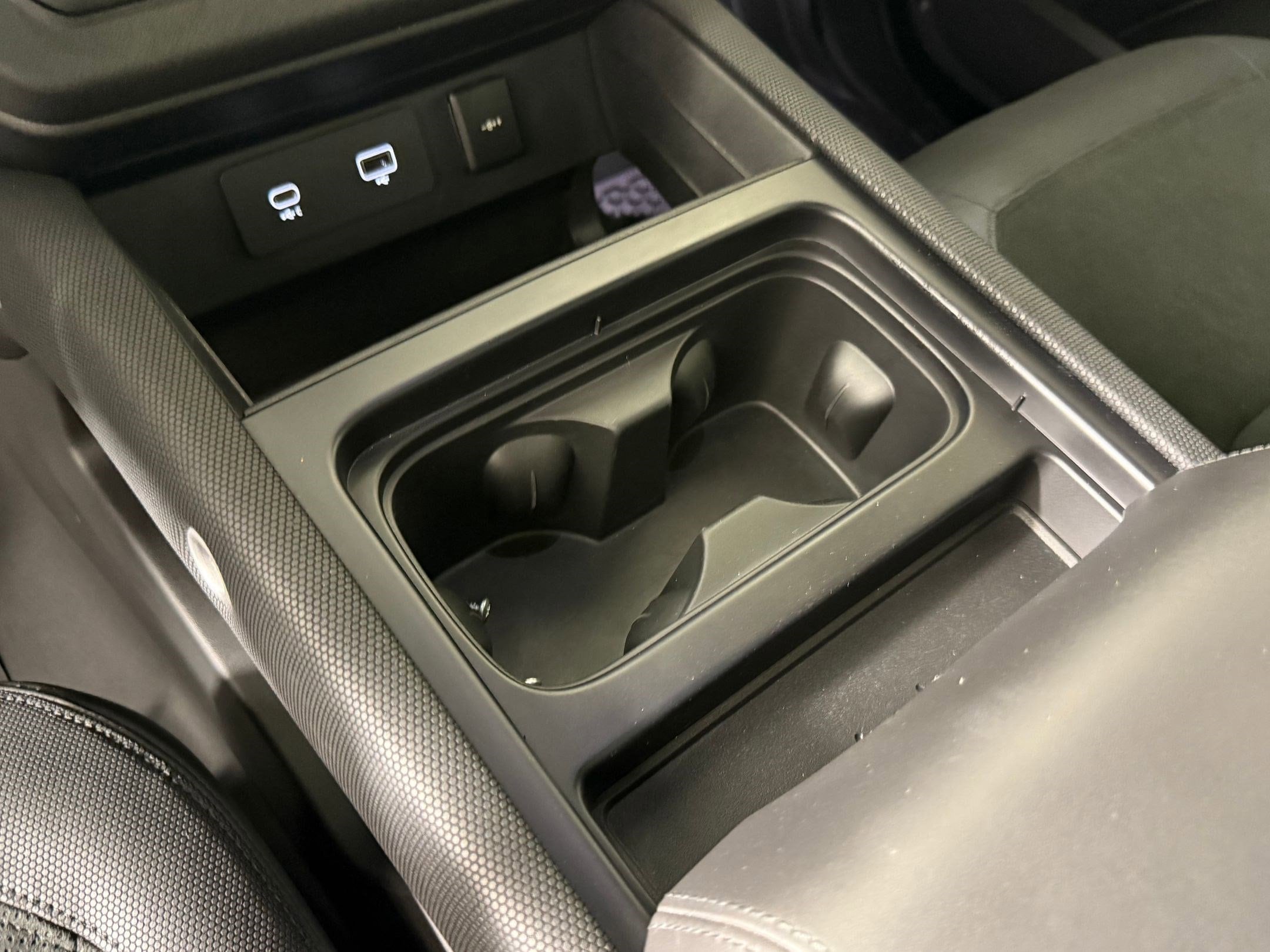 2022 Land Rover Defender V8 - Photo 24