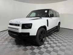 2026 Land Rover Defender 130 X-Dynamic SE SUV