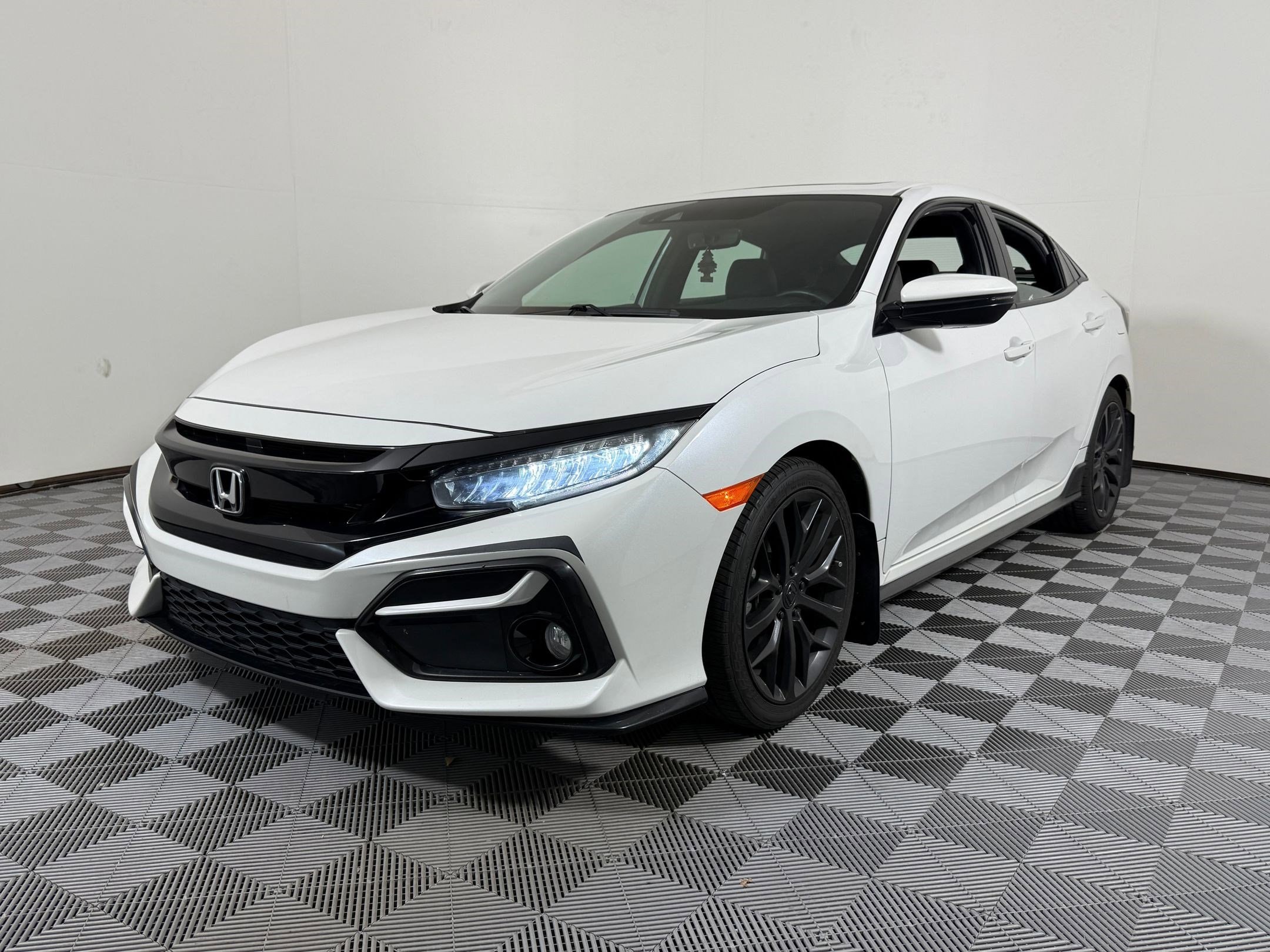 2021 Honda Civic Sport Touring CVT's photo