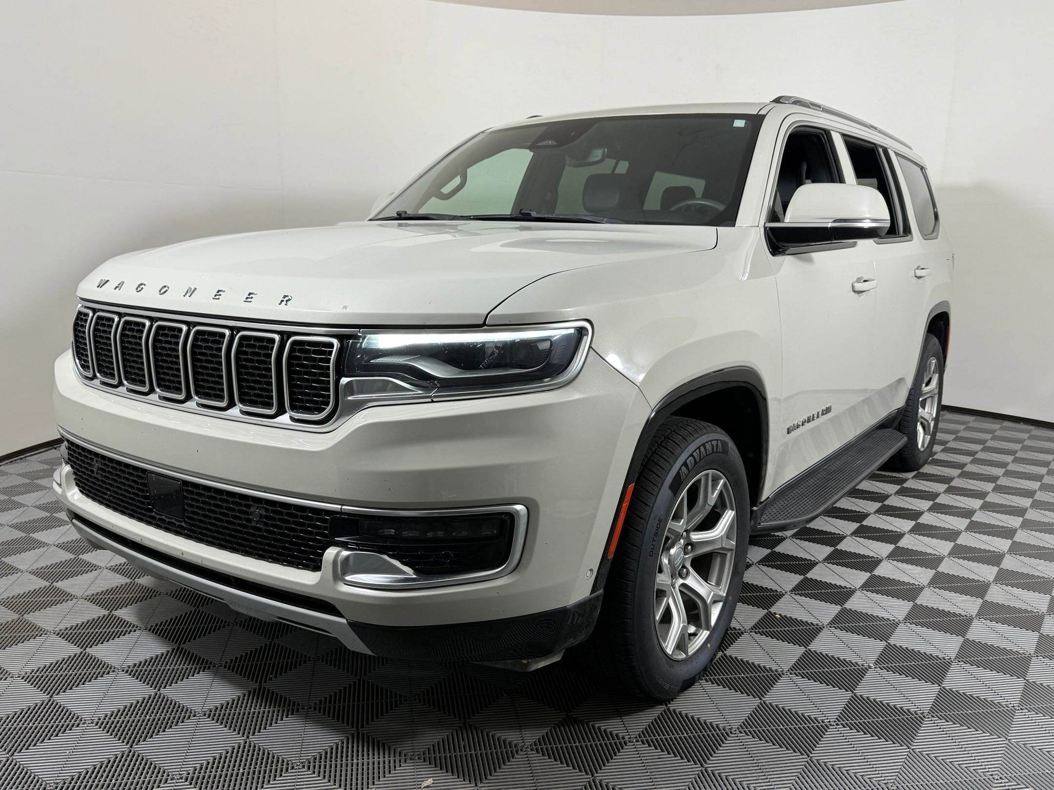 2022 Jeep Wagoneer Series II