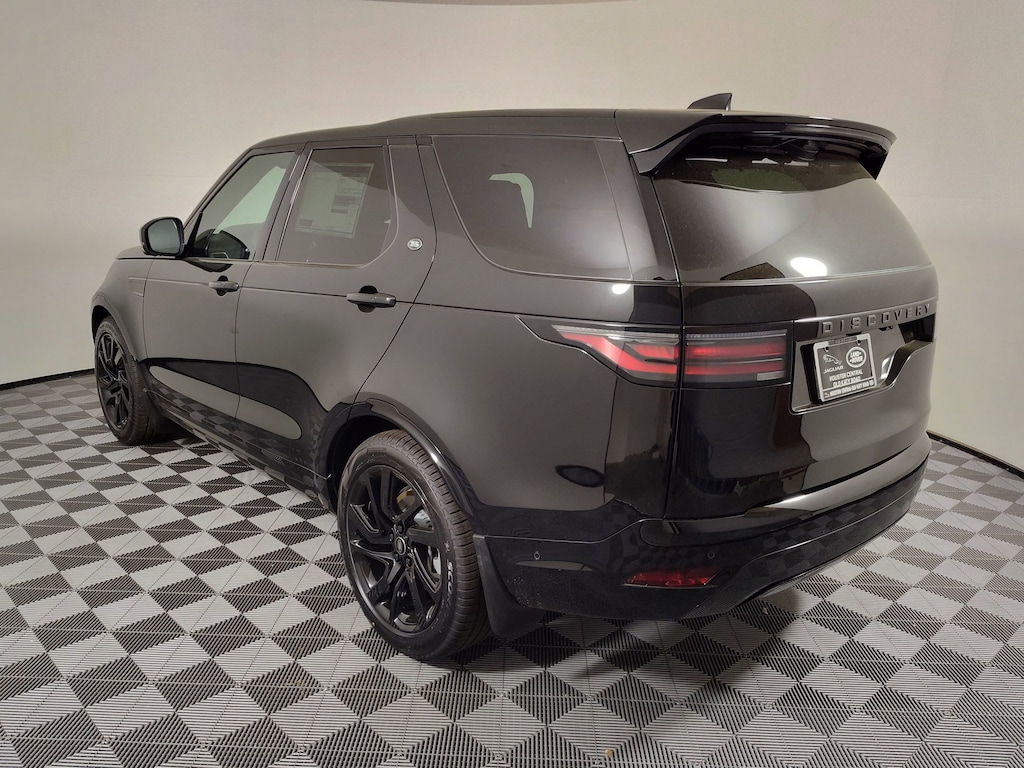 Certified 2025 Land Rover Discovery Dynamic SE SUV