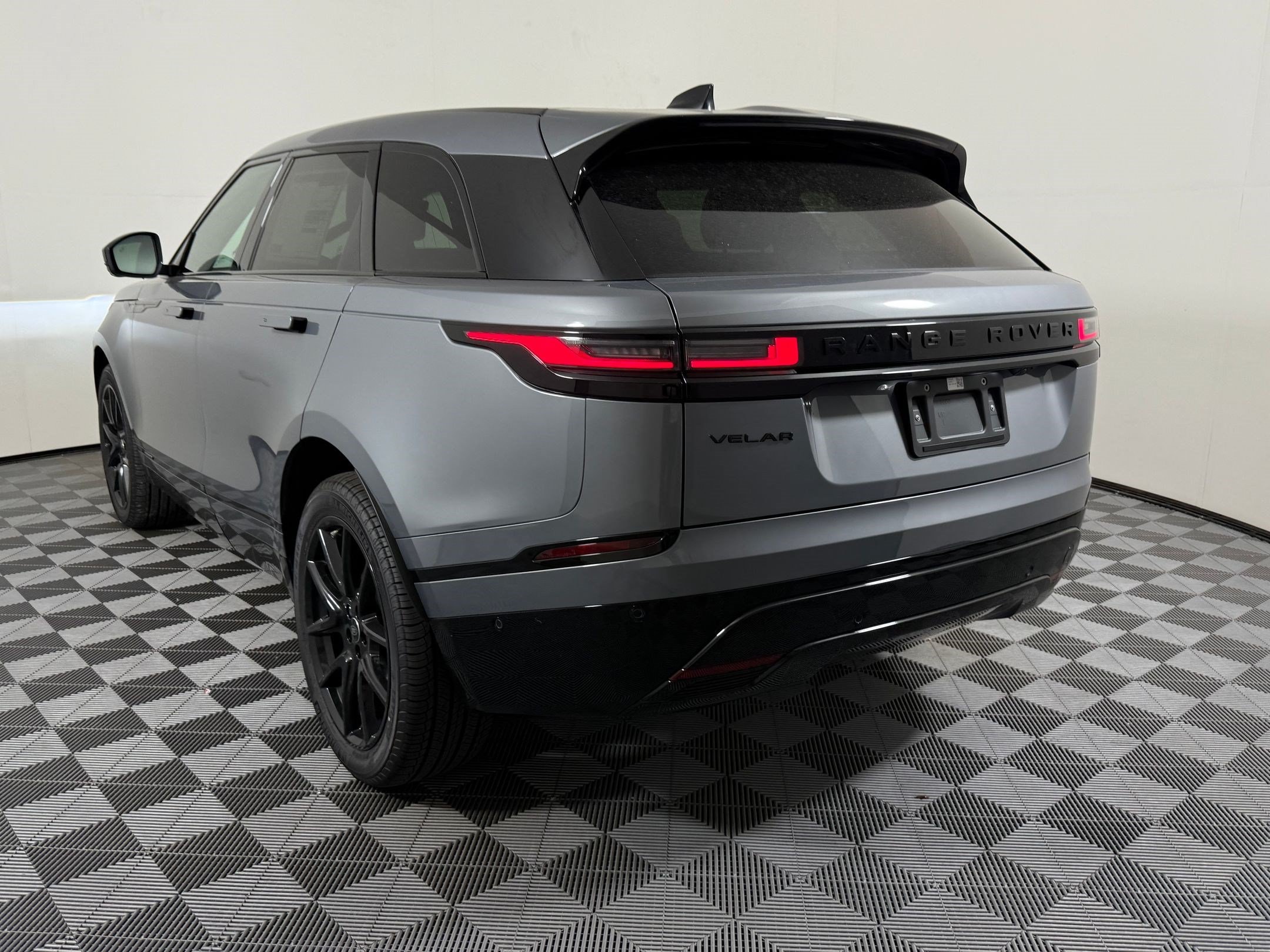 Range Rover Velar Range Rover Velar Belgravia Edition SUV