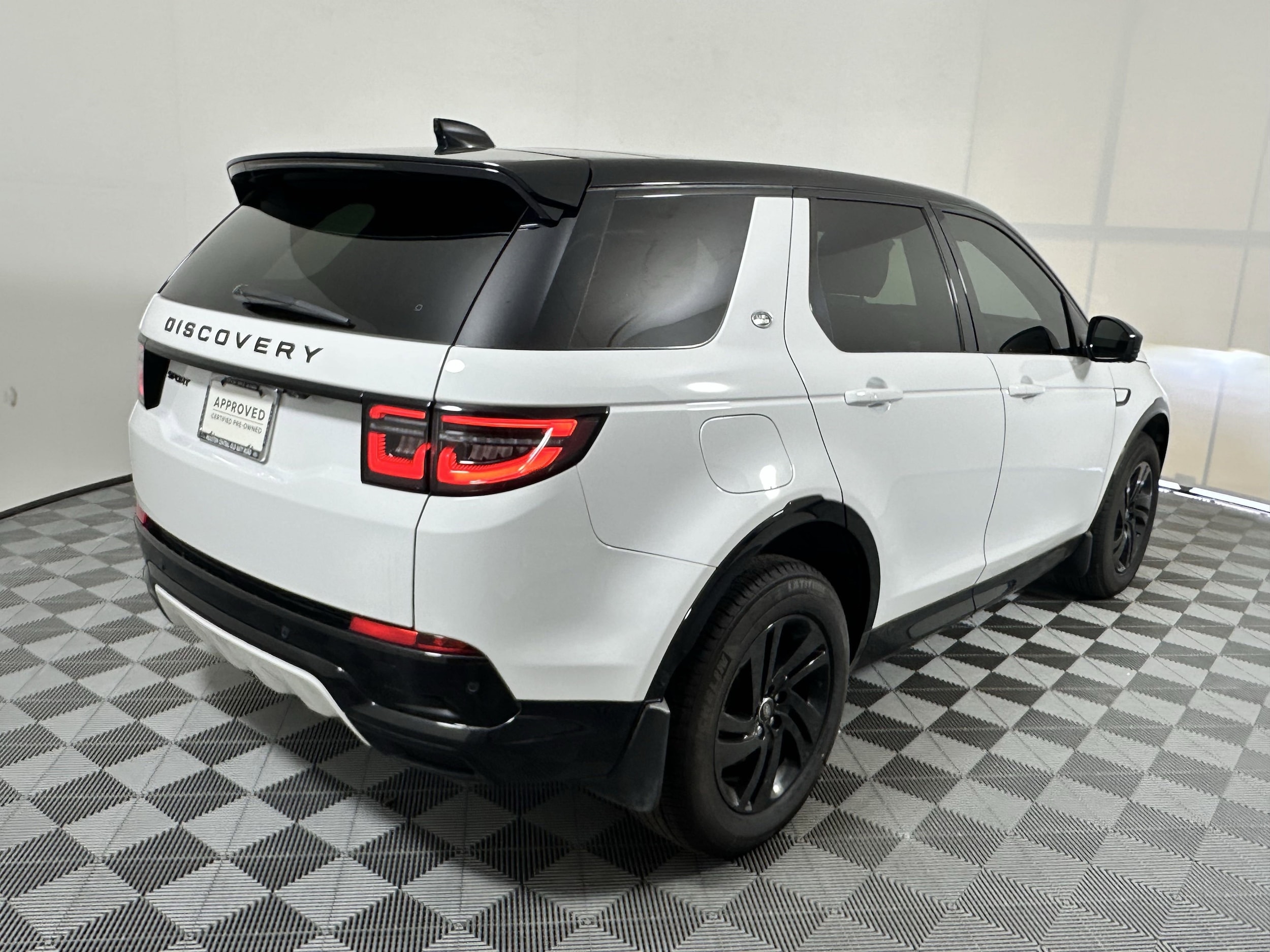 Certified 2024 Land Rover Discovery Sport Dynamic SE with VIN SALCL2FX3RH344854 for sale in Houston, TX