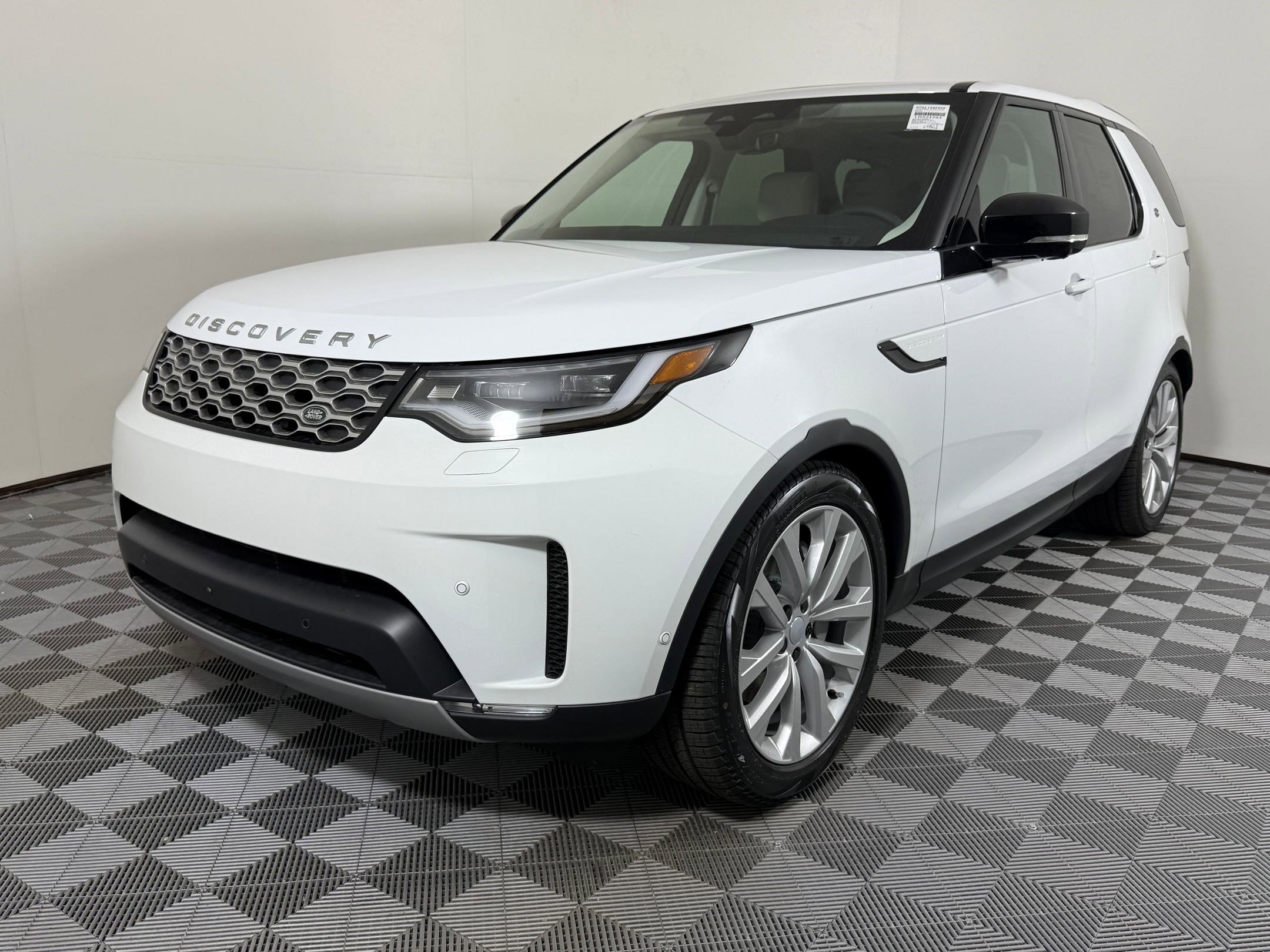 2026 Land Rover Discovery