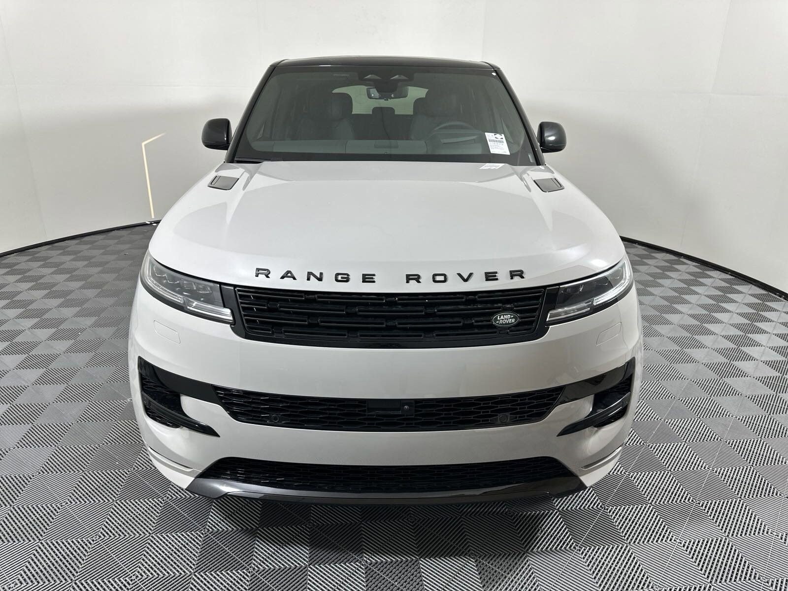 2025 Land Rover Range Rover Sport Autobiography photo 4