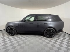 2026 Land Rover Range Rover SE SUV