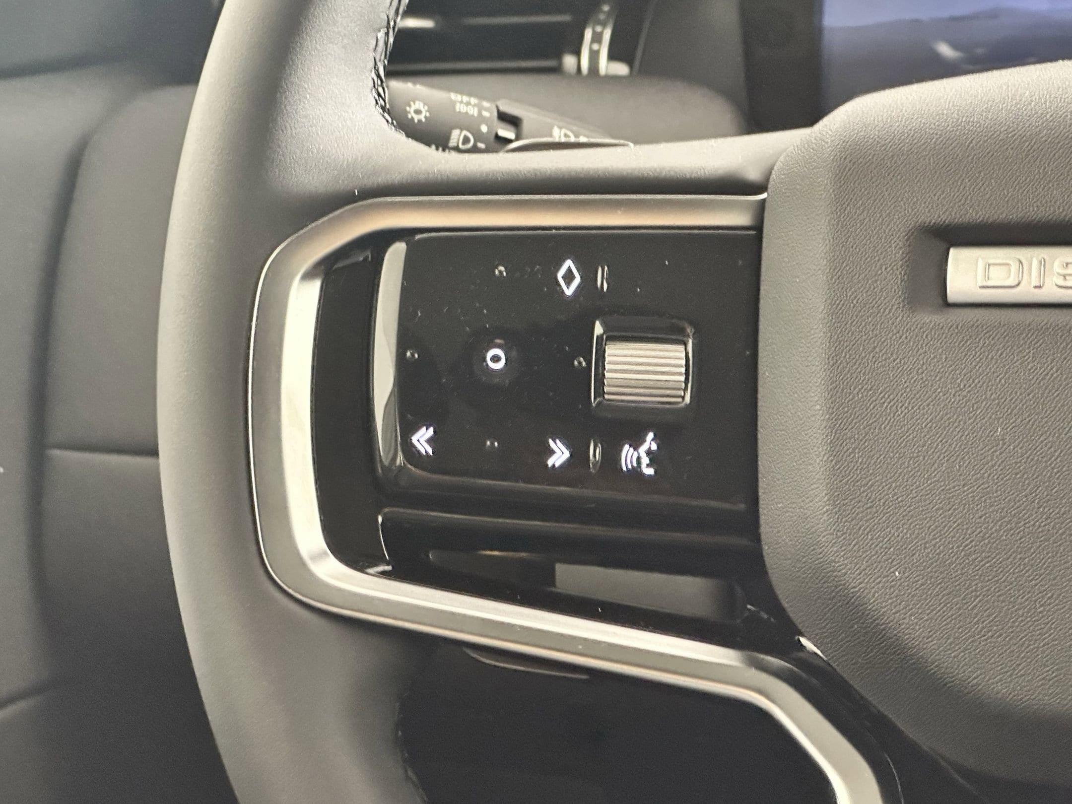 2025 Land Rover Discovery Sport S - Photo 15