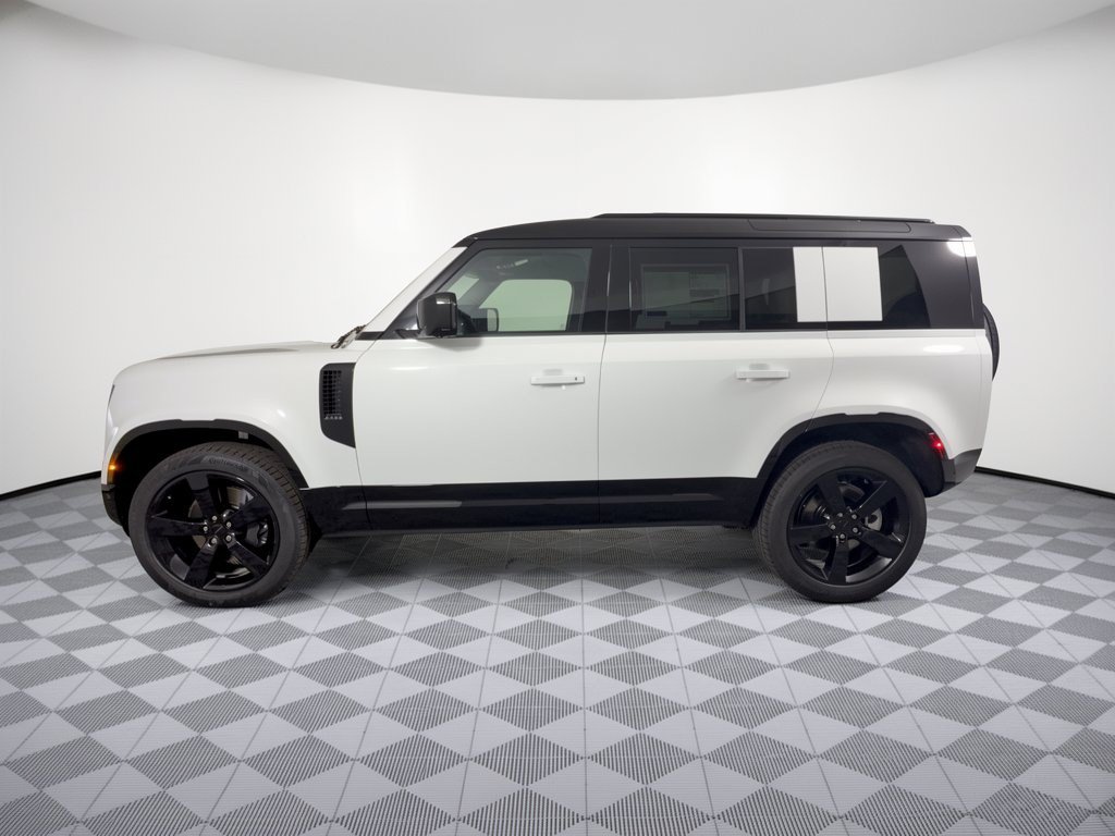2026 Land Rover Defender 110 X-Dynamic SE SUV