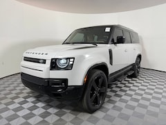 2026 Land Rover Defender 130 X-Dynamic SE SUV