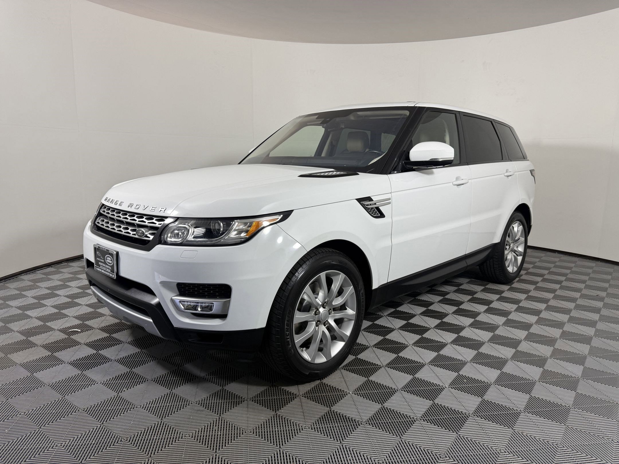 2016 Land Rover Range Rover Sport HSE's photo