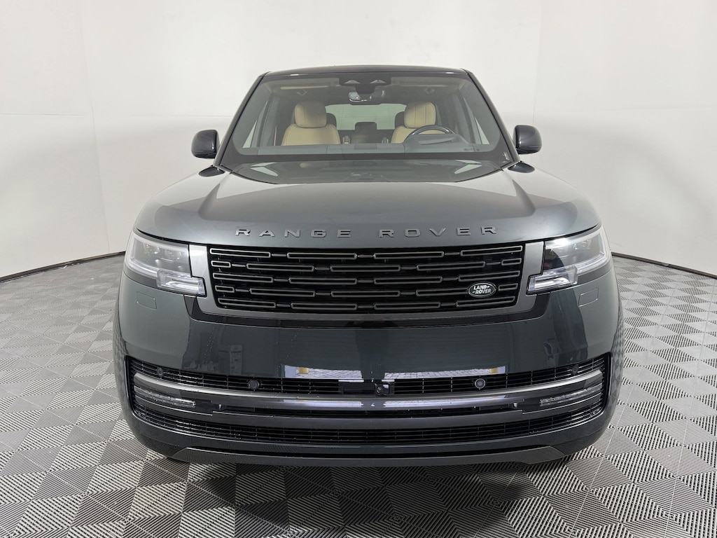 New 2025 Land Rover Range Rover SE SUV