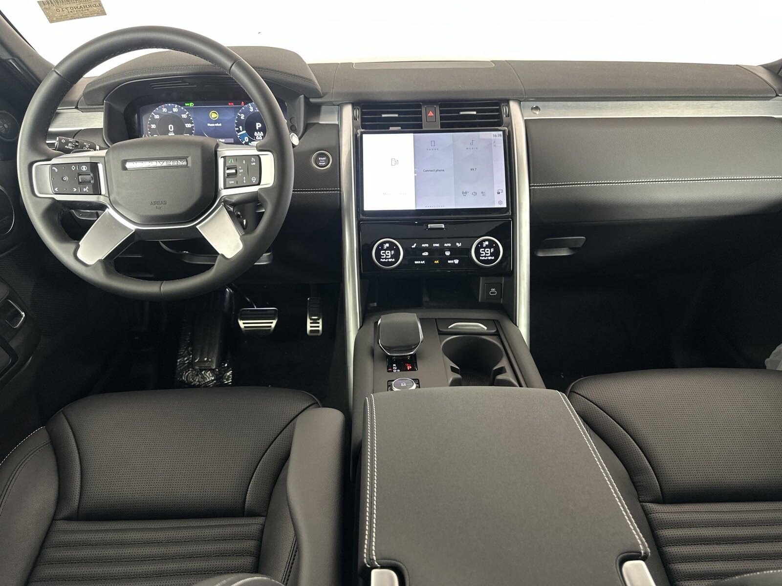 2025 Land Rover Discovery SE photo 4
