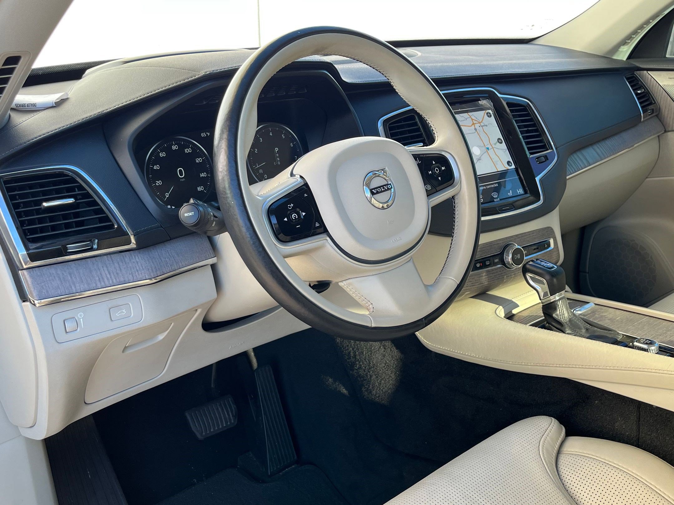 2021 Volvo XC90 T6 Inscription photo 4