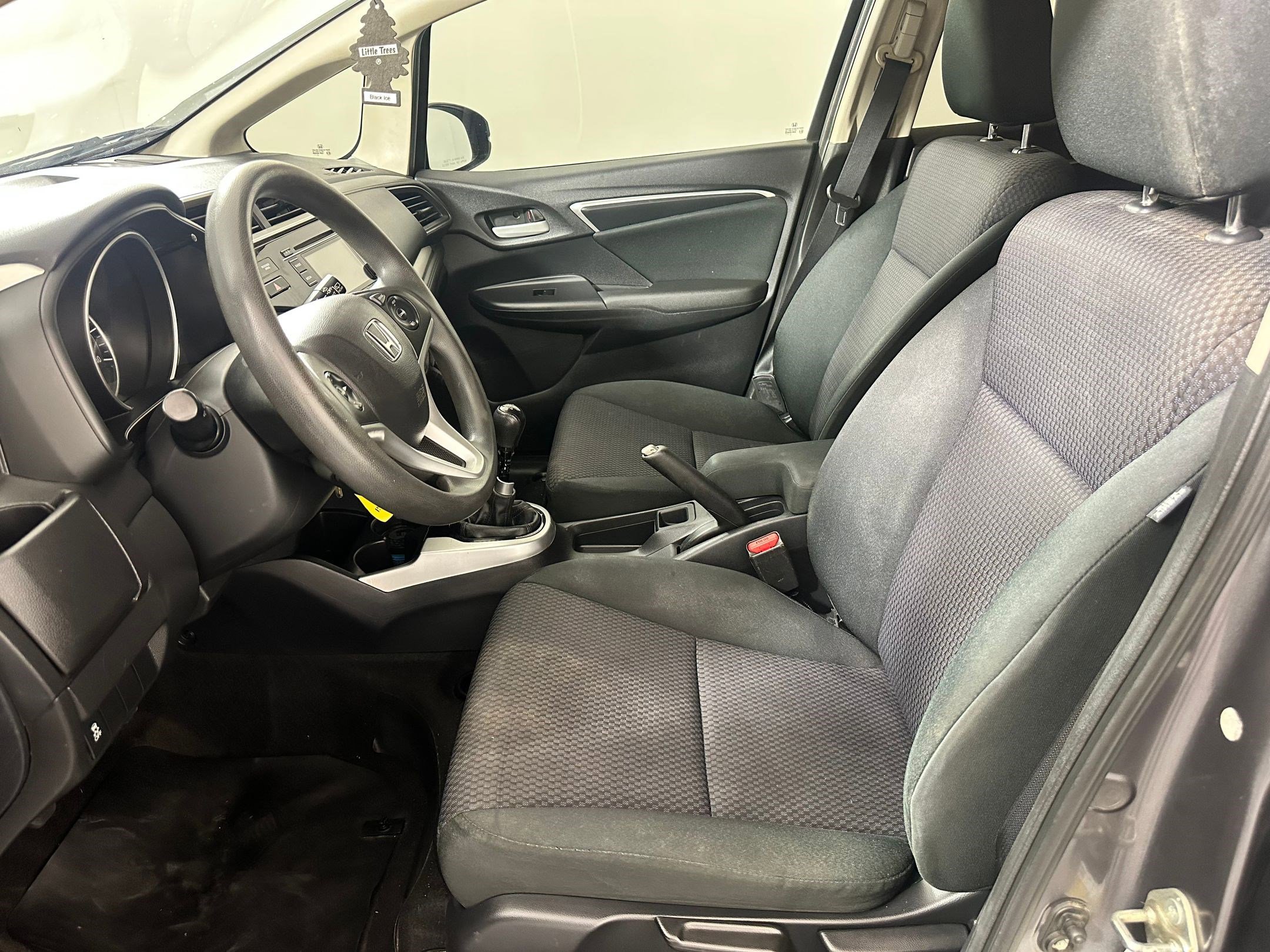 2018 Honda Fit LX photo 4