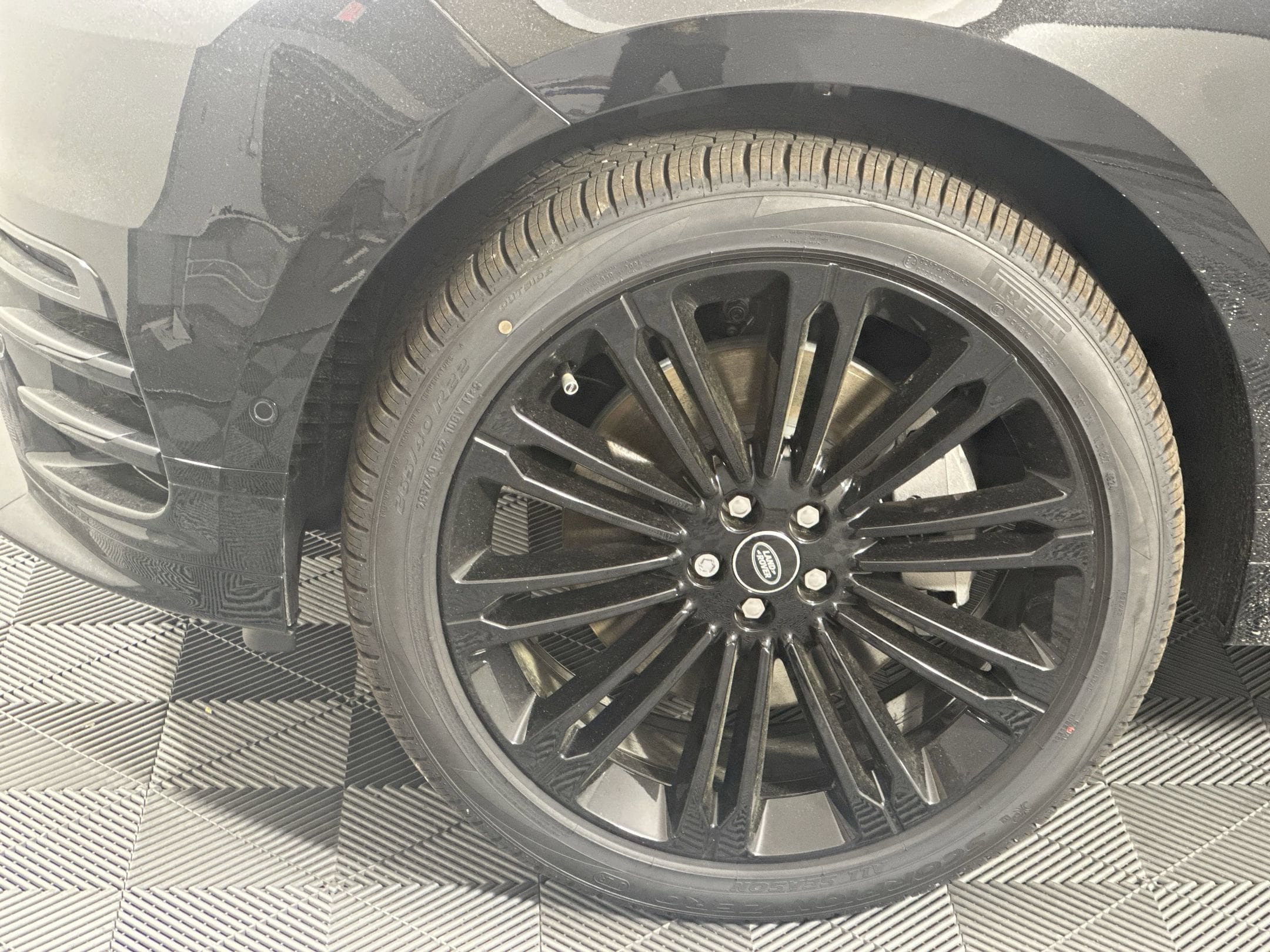 Range Rover Velar Dynamic SE SUV