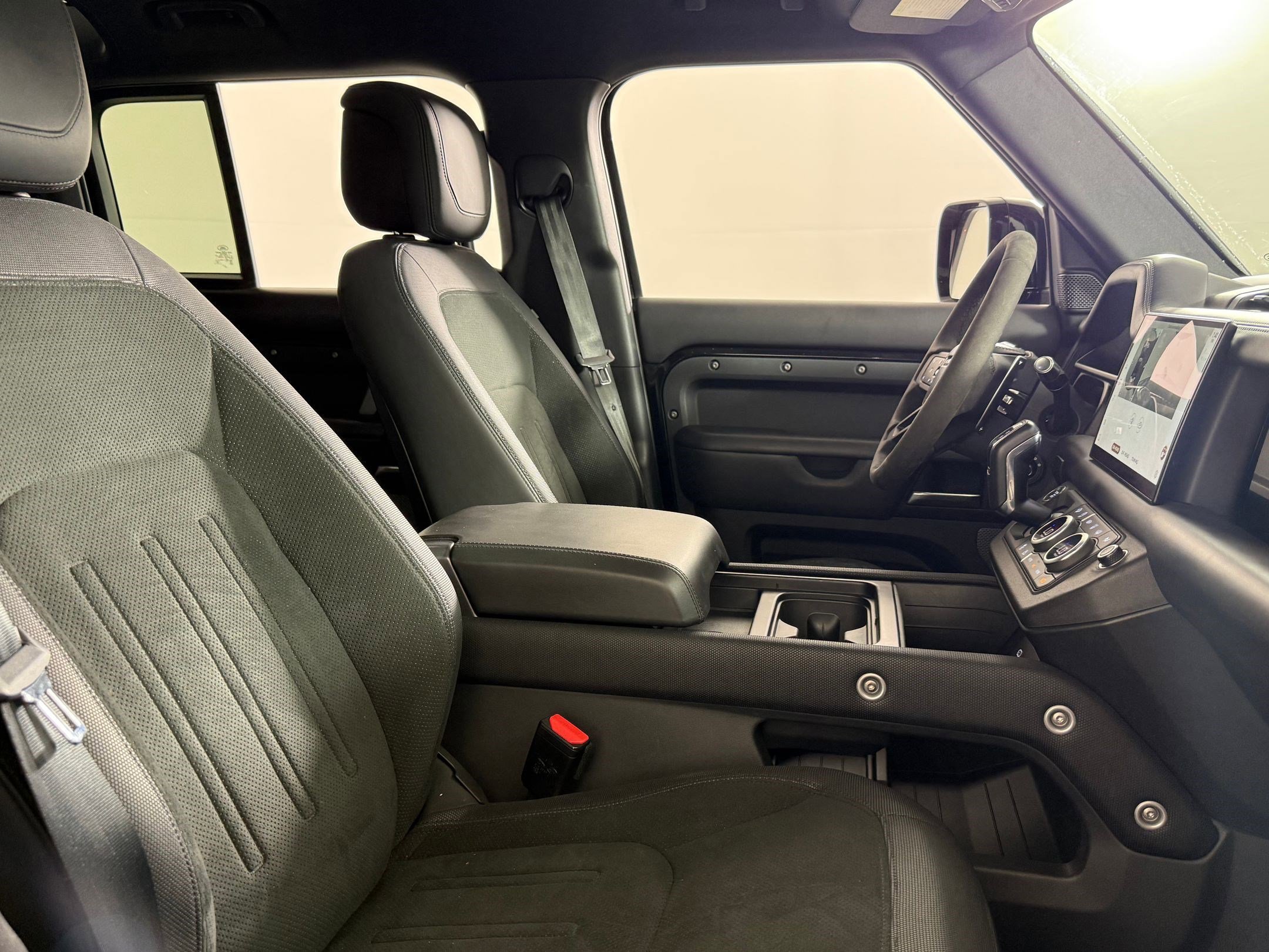 2022 Land Rover Defender V8 - Photo 27