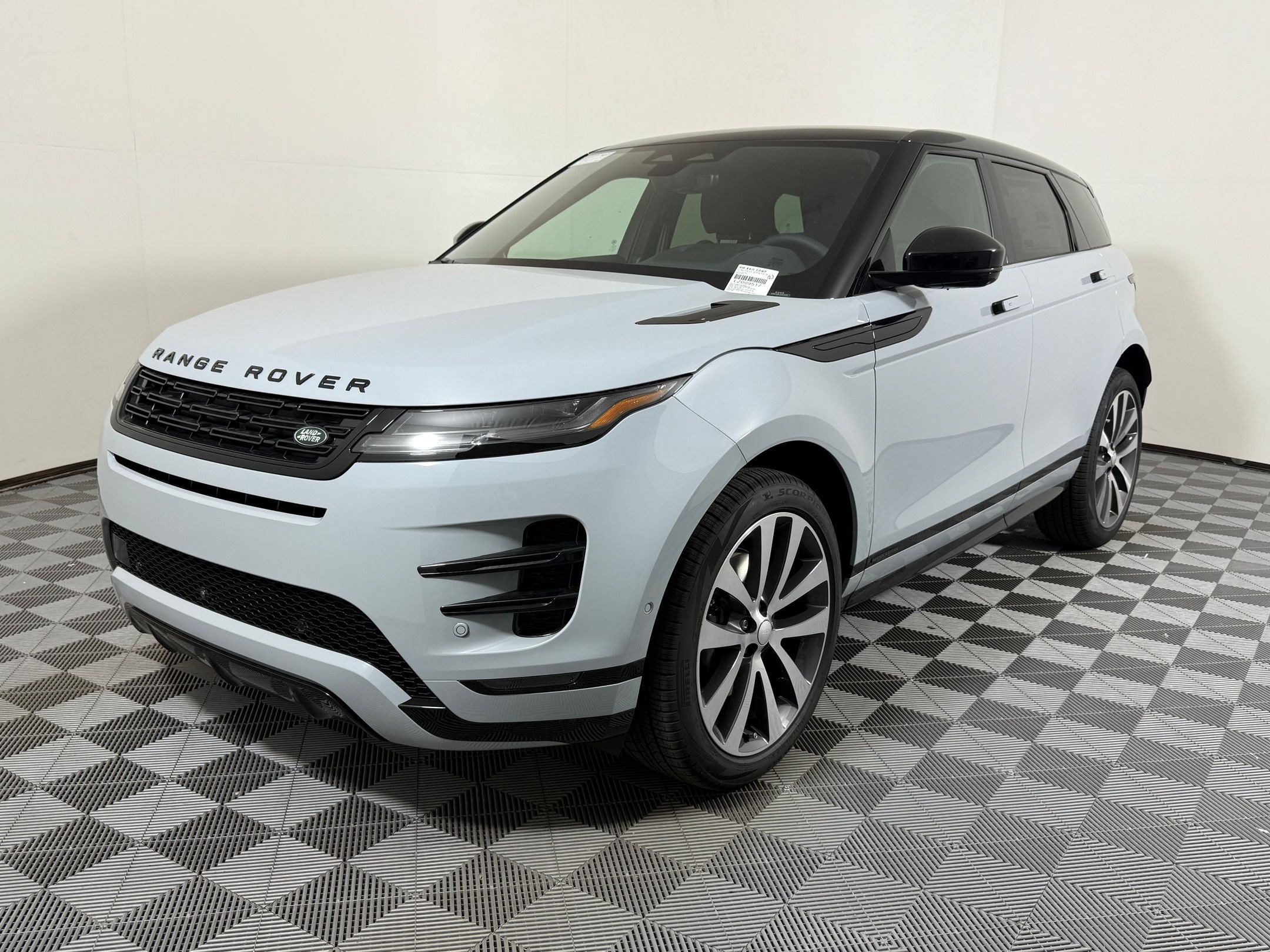 2026 Land Rover Range Rover Evoque