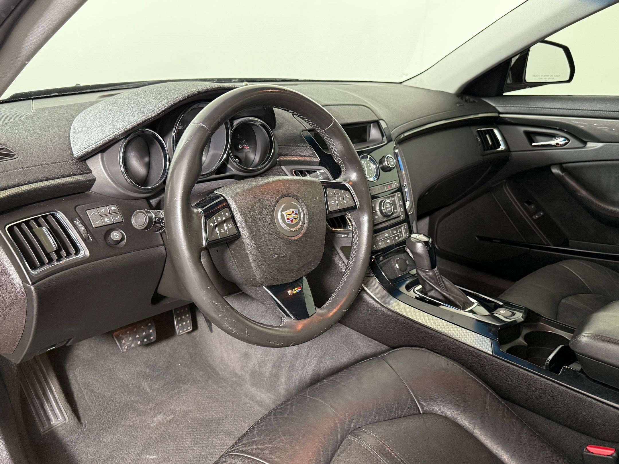 CTS-V 4dr Sdn Sedan