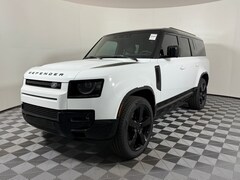 2026 Land Rover Defender 130 X-Dynamic SE SUV