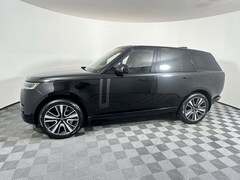 2025 Land Rover Range Rover SE SUV