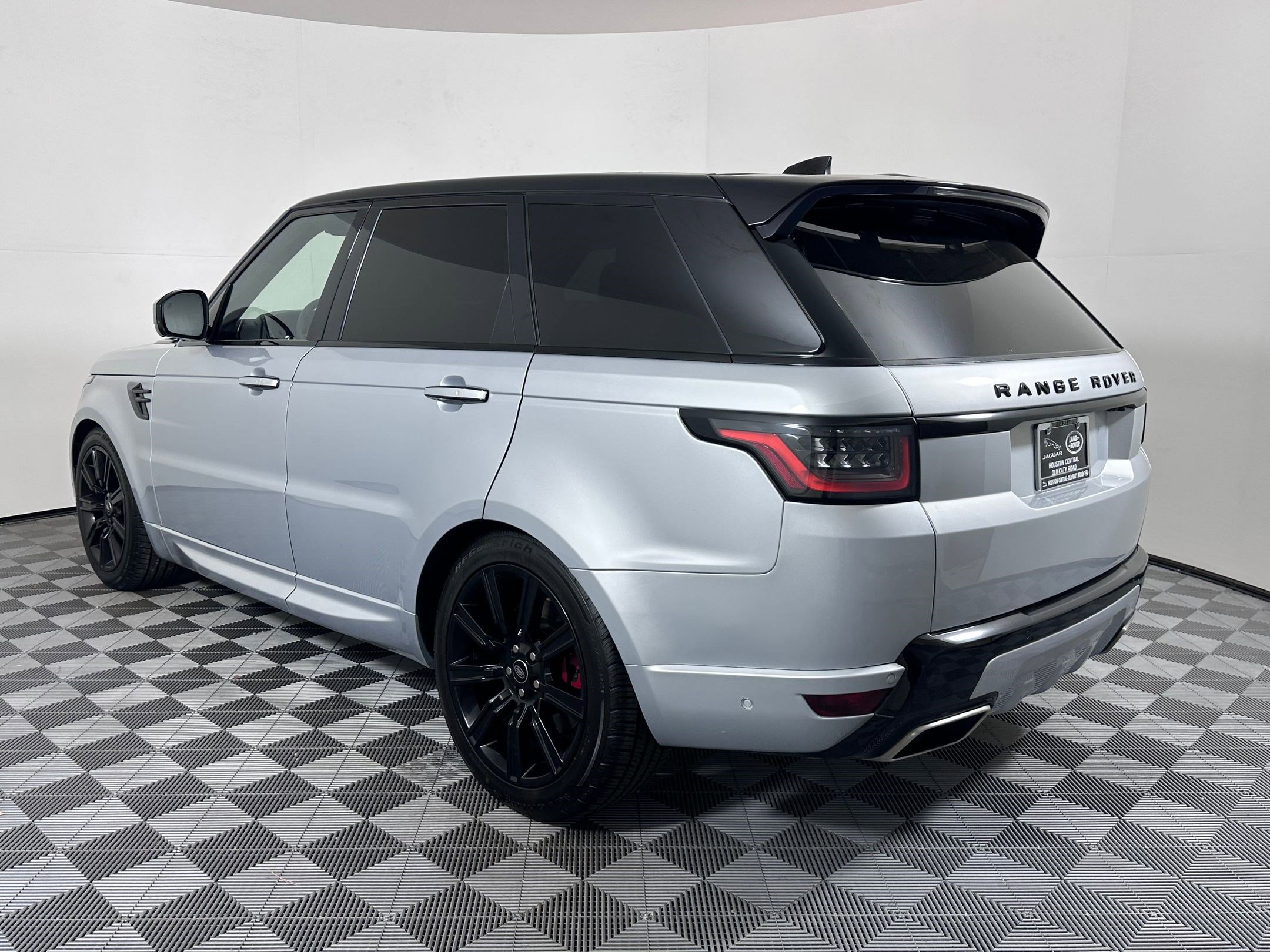 2021 Land Rover Range Rover Sport HST photo 3