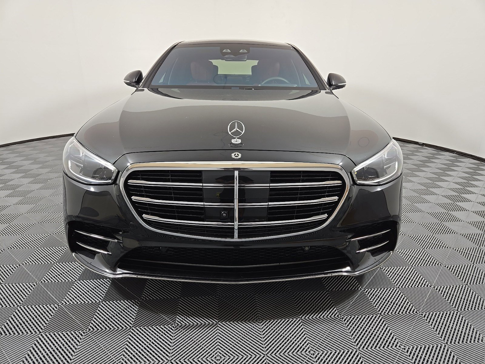 Used 2024 Mercedes-Benz S-Class S 580 with VIN W1K6G7GB5RA263944 for sale in Houston, TX