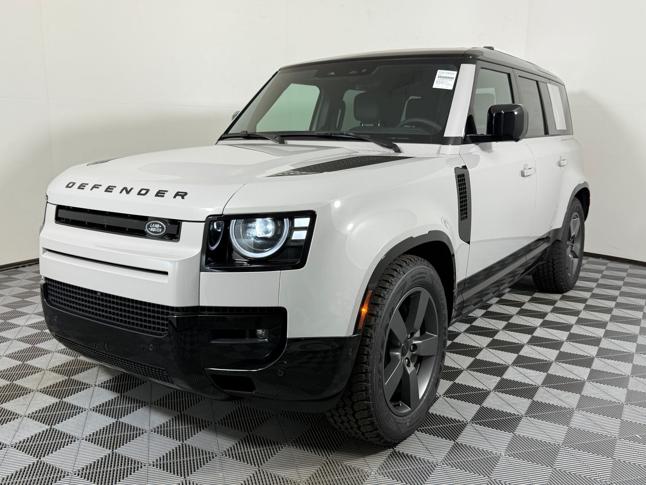  Land Rover Defender 110